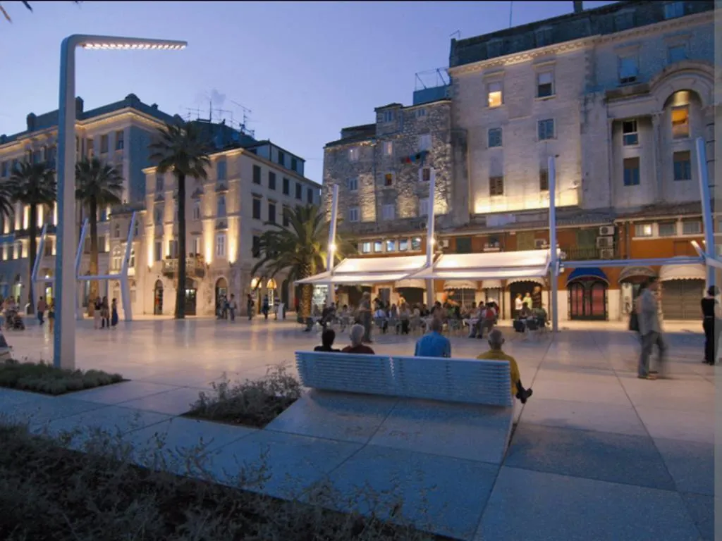 Lucky Rooms 0*, Split Kroatien
